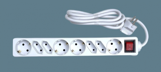 8-fach-Steckerleiste mit Schalter 4xEuro+4xSchuko, 1,5m