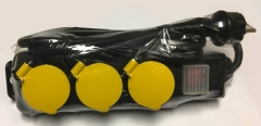 EL-047770 3-fach Steckdosenleiste IP44 1,5m mit Wippschalter und gelben Klappdeckel
